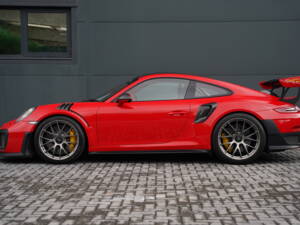 Image 6/50 de Porsche 911 GT2 RS Weissach (2018)