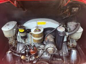 Image 30/44 of Porsche 356 C 1600 SC (1964)