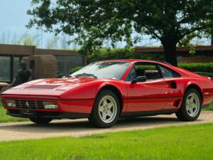 Image 1/50 de Ferrari 208 GTB Turbo (1987)