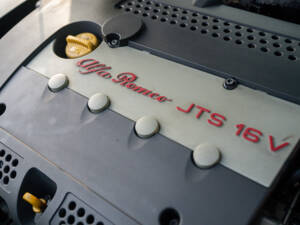 Immagine 44/46 di Alfa Romeo GTV 2.0 JTS (2003)
