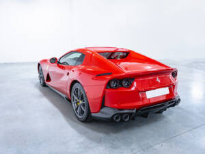 Imagen 37/46 de Ferrari 812 Competizione A (2022)