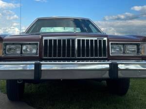 Bild 2/10 von Mercury Grand Marquis (1986)