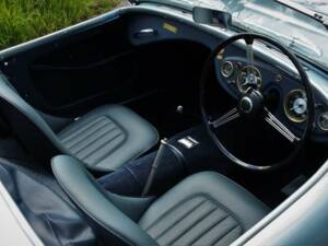 Image 10/23 of Austin-Healey 100&#x2F;4 (BN1) (1953)