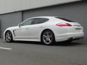 Image 4/98 of Porsche Panamera S (2010)