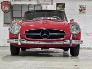 Image 2/45 of Mercedes-Benz 190 SL (1958)