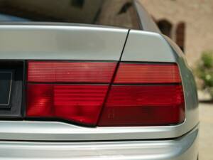 Image 19/50 de BMW 850i (1990)