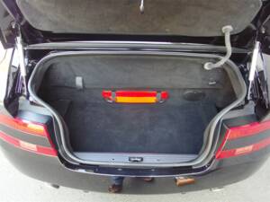 Bild 74/99 von Aston Martin DB 9 Volante (2006)