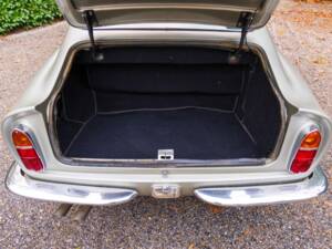 Bild 18/19 von Aston Martin DB 6 (1968)