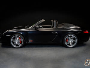 Image 2/24 of Porsche 911 Carrera S (2009)