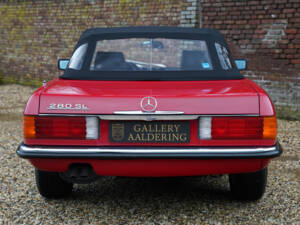 Image 6/50 de Mercedes-Benz 280 SL (1982)