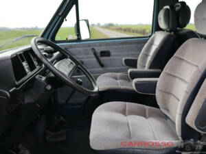 Bild 20/44 von Volkswagen T3 Caravelle 2.1 (1986)