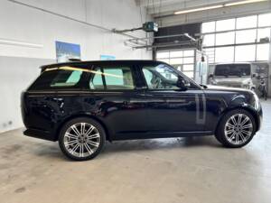 Bild 2/42 von Land Rover Range Rover D350 (2022)