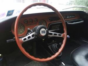 Image 12/16 de Lancia Fulvia 1.3 S (1972)