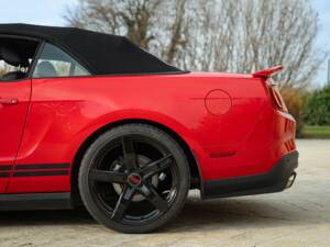 Image 30/50 of Ford Mustang Shelby GT 500 (2011)
