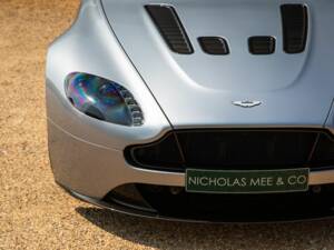 Image 20/50 of Aston Martin V12 Vantage S (2015)