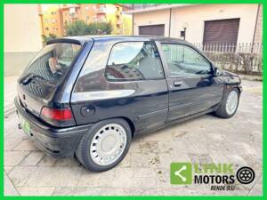 Bild 7/10 von Renault Clio I 1.8 16V (1992)