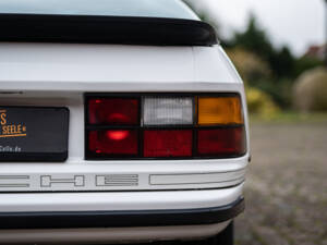 Bild 20/40 von Porsche 924 (1985)