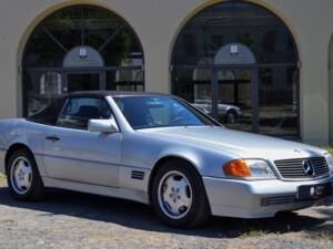 Imagen 22/50 de Mercedes-Benz 300 SL (1991)
