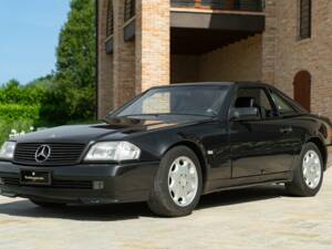 Bild 1/50 von Mercedes-Benz 300 SL (1990)