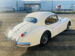 Image 36/43 of Jaguar XK 140 FHC (1956)