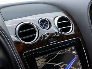 Image 18/42 of Bentley Continental GT (2012)