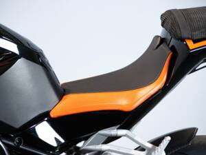 Bild 50/50 von KTM DUMMY (2011)