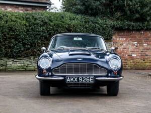 Image 2/46 de Aston Martin DB 6 (1967)