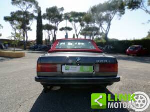 Imagen 9/10 de BMW 320i (1988)