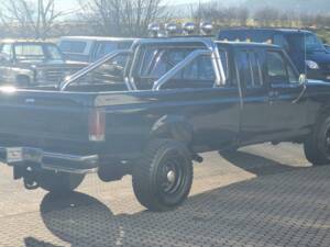 Image 5/20 of Ford F-250 (1987)