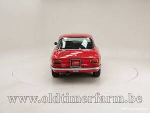 Bild 8/15 von Alfa Romeo Giulia 1600 GT Junior (1974)