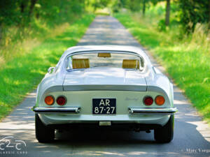 Immagine 63/73 di Ferrari Dino 246 GT (1971)