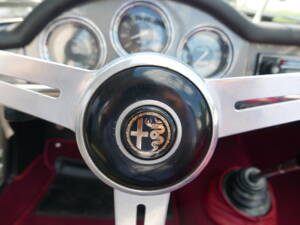 Imagen 31/68 de Alfa Romeo Giulia 1600 Spider (1964)