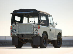 Image 4/67 of Land Rover 88 (1963)