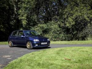 Image 16/49 de Renault Clio I Williams (1994)