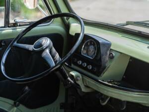 Immagine 20/44 di FIAT 850 T (1973)