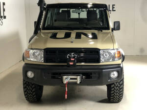 Imagen 4/26 de Toyota Land Cruiser GRJ79 (2023)