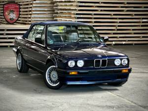 Bild 79/86 von BMW 318i (1994)