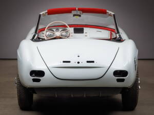 Image 10/50 of BMW 507 (1957)