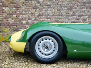 Image 40/50 of Lister Knobbly (1959)