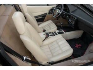 Image 16/41 de Ferrari 328 GTS (1989)