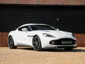 Image 7/50 of Aston Martin Vanquish Zagato (2017)