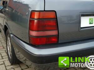 Bild 10/10 von Lancia Thema V6 i.e. (1992)