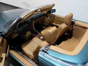 Bild 22/42 von Mercedes-Benz 560 SL (1989)