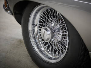 Immagine 44/99 di Jaguar E-Type 3.8 (1964)