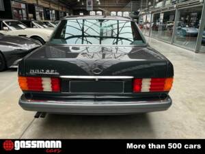 Image 5/10 of Mercedes-Benz 560 SEL (1990)