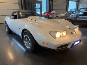 Image 4/24 de Chevrolet Corvette Stingray (1975)