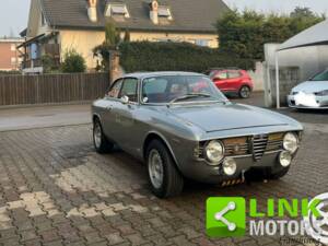 Image 5/10 of Alfa Romeo Giulia 1600 Sprint GT Veloce (1966)