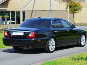 Image 5/50 de Jaguar XJ 2.7 D (2008)