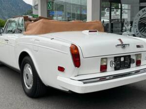 Image 4/21 of Rolls-Royce Corniche S (1995)