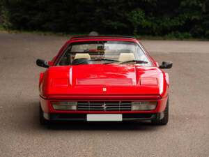 Immagine 7/49 di Ferrari 328 GTS (1988)